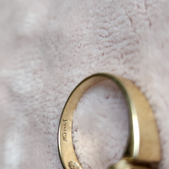 14kt Gold Aquamarine Ring - Picture 4 of 6